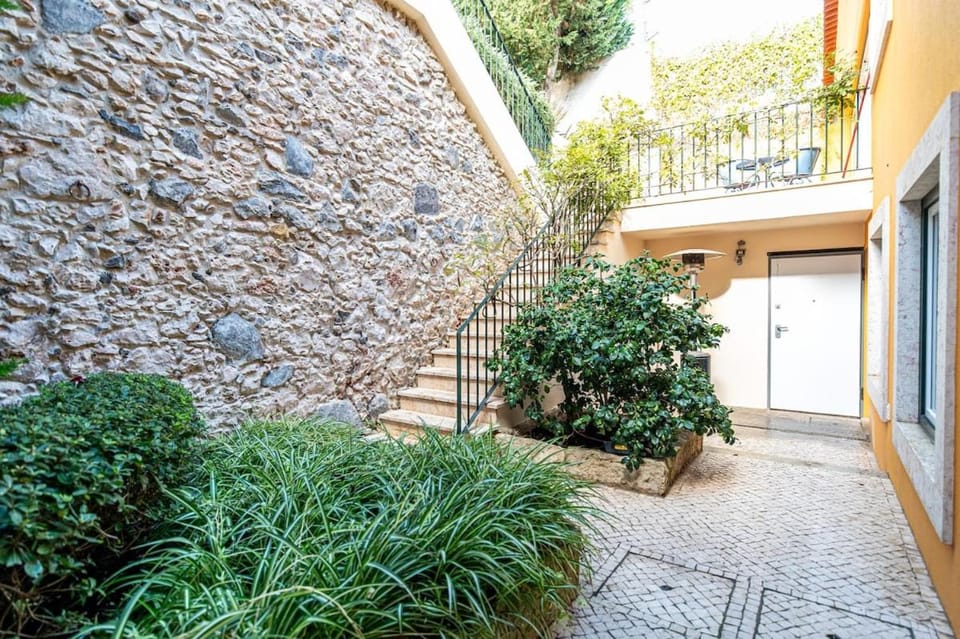HomeySuite SeaHouse at the Beach Apartment in Lisbon District