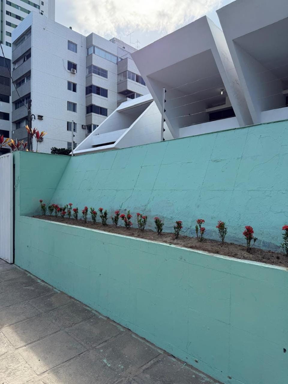 Property building, Day