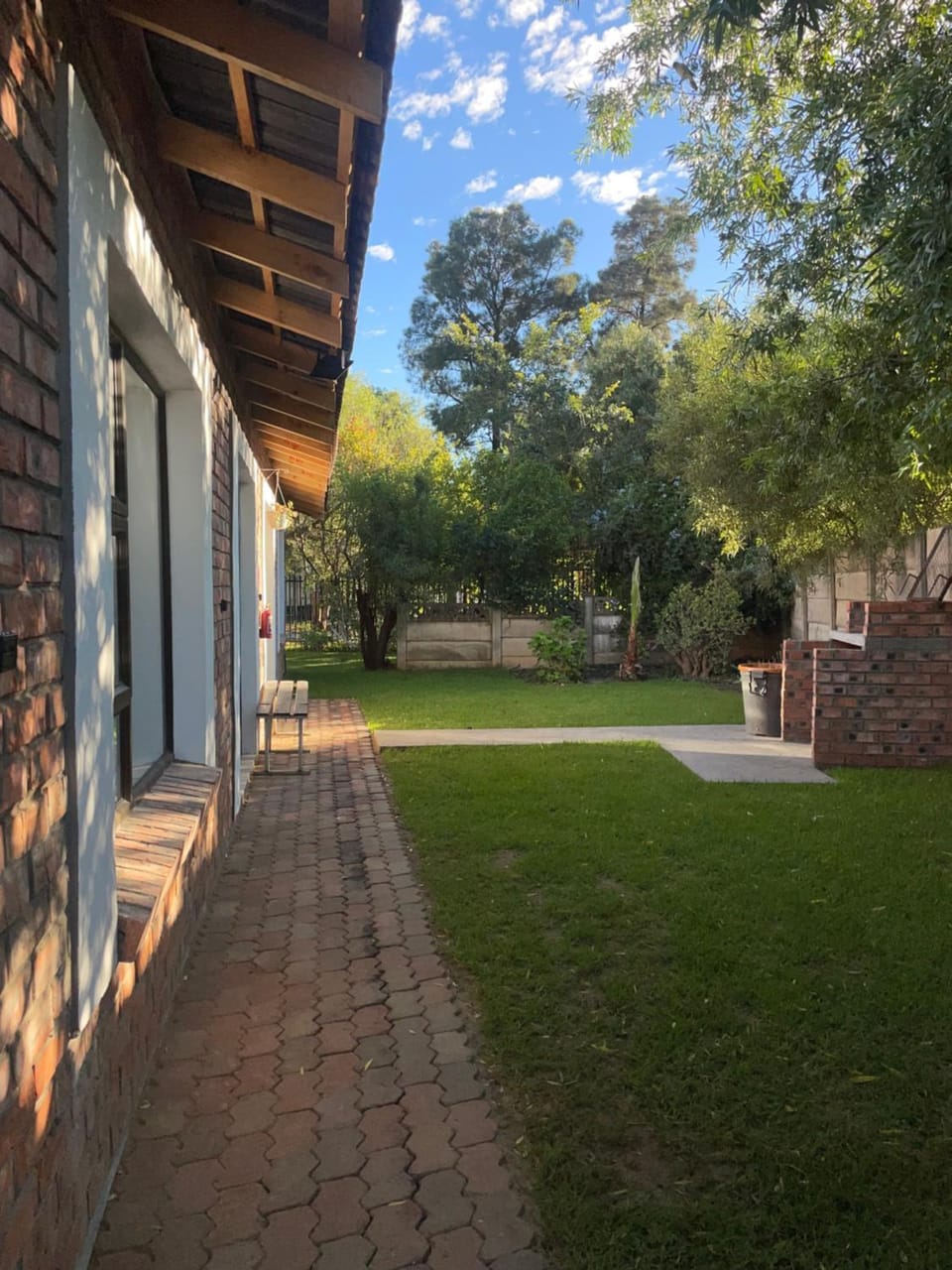 BBQ facilities, Inner courtyard view