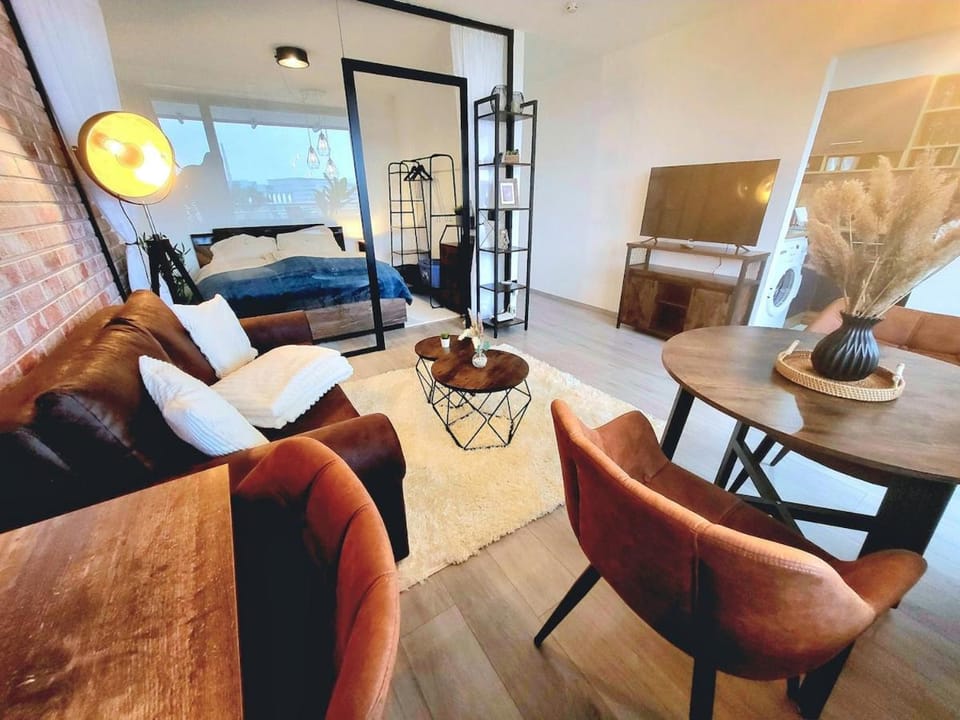 Living room, Photo of the whole room, Dining area, Bedroom