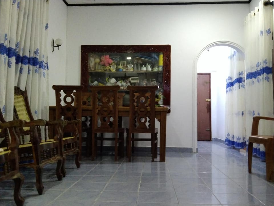Crystal Dragon Apartment in Ahangama