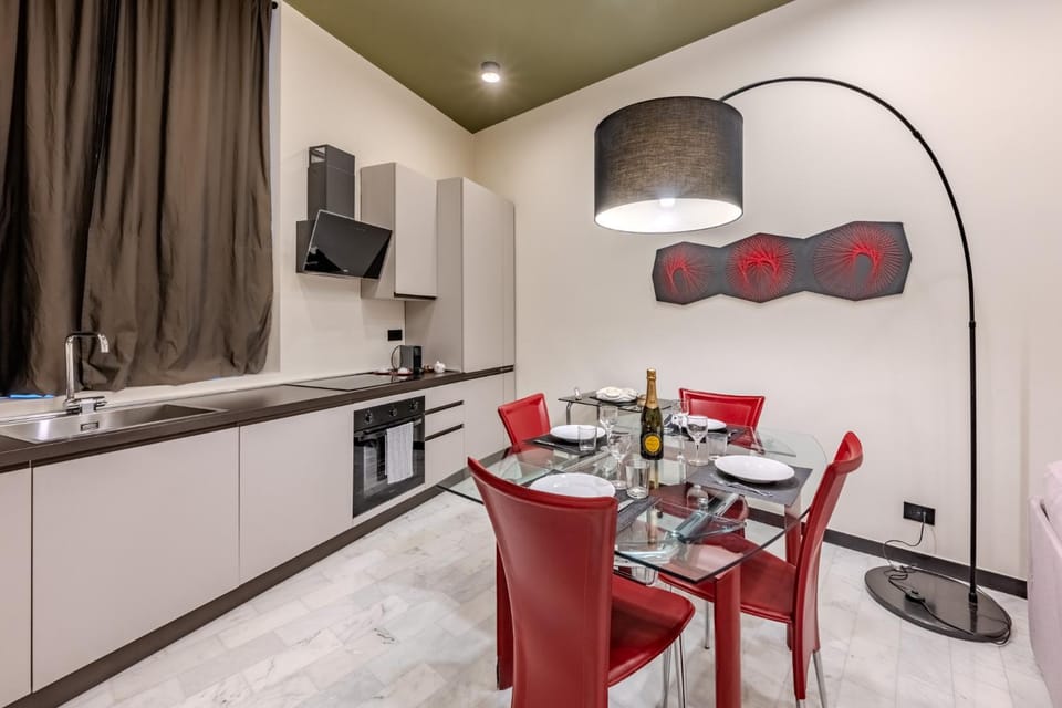 George Home City Centre Apartment in Genoa