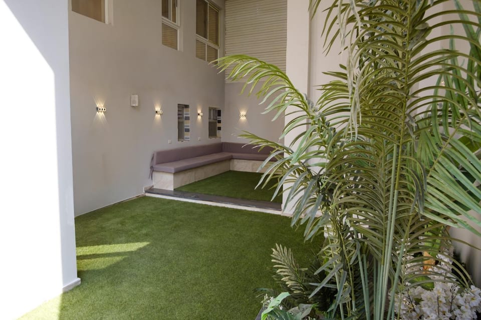 Garden, Seating area