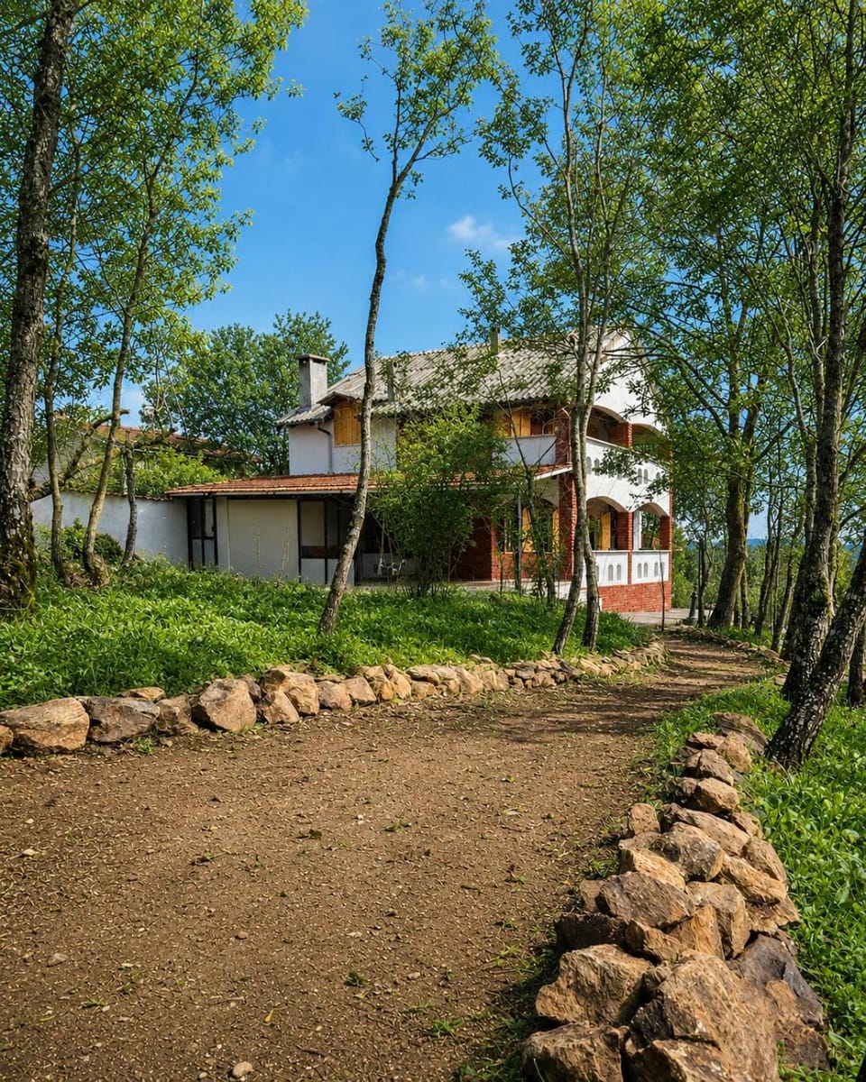 Property building, Spring, Day, Natural landscape, Garden, Garden view