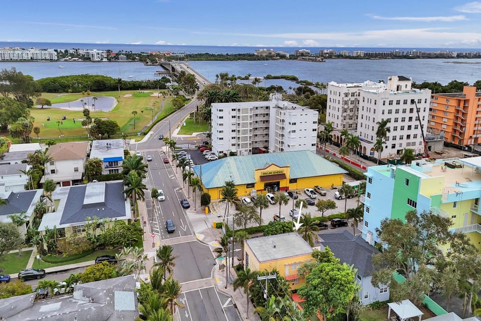 Charming Lake Worth Studio with Kitchenette Apartment in Lake Worth
