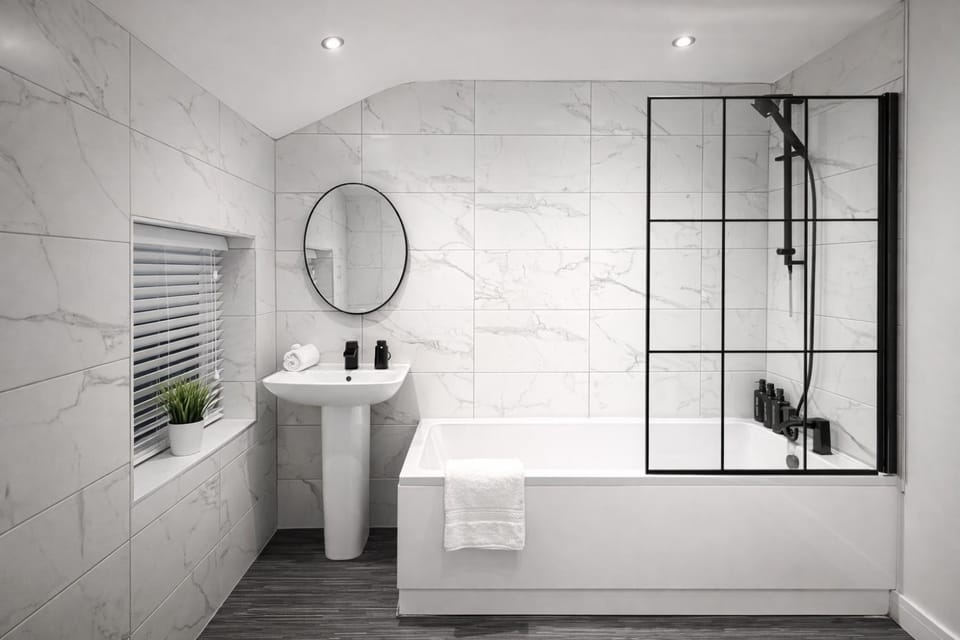 Shower, Toilet, Bathroom, Bath, towels