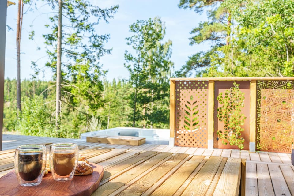 View (from property/room), Balcony/Terrace, Garden view