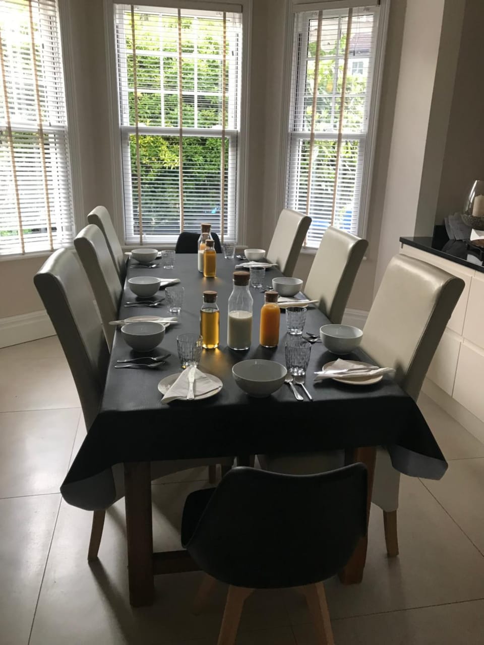 Dining area, Breakfast, Continental breakfast