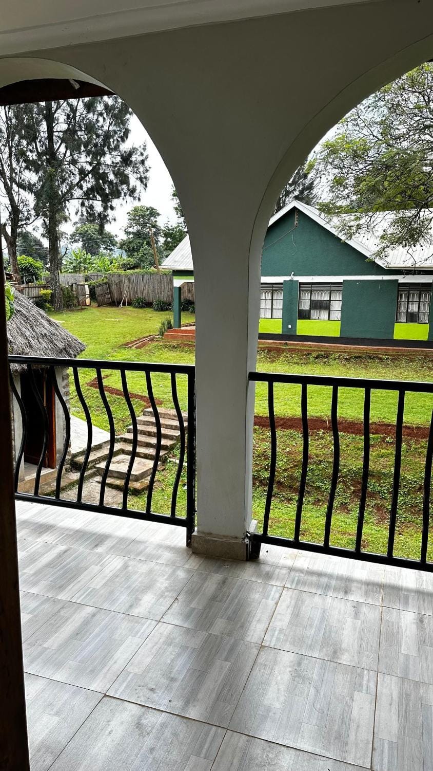 Karibu Resort Sipi Bed and Breakfast in Uganda