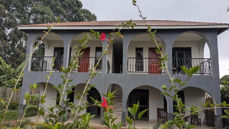 Karibu Resort Sipi Bed and Breakfast in Uganda