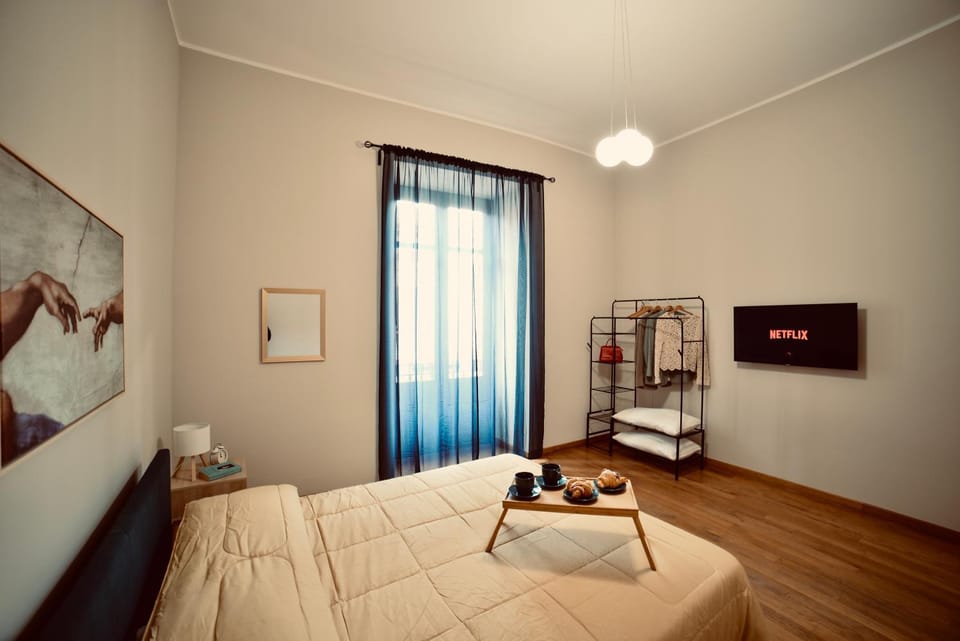 Bed, Photo of the whole room, Evening entertainment, Bedroom