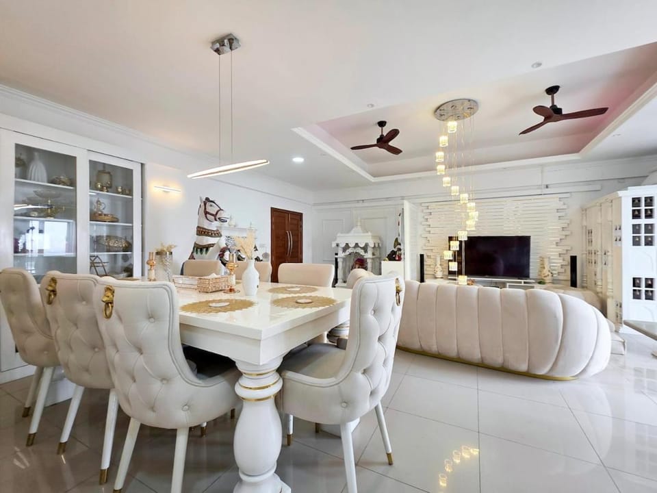 Evolve Madhura Apartment in Western Province