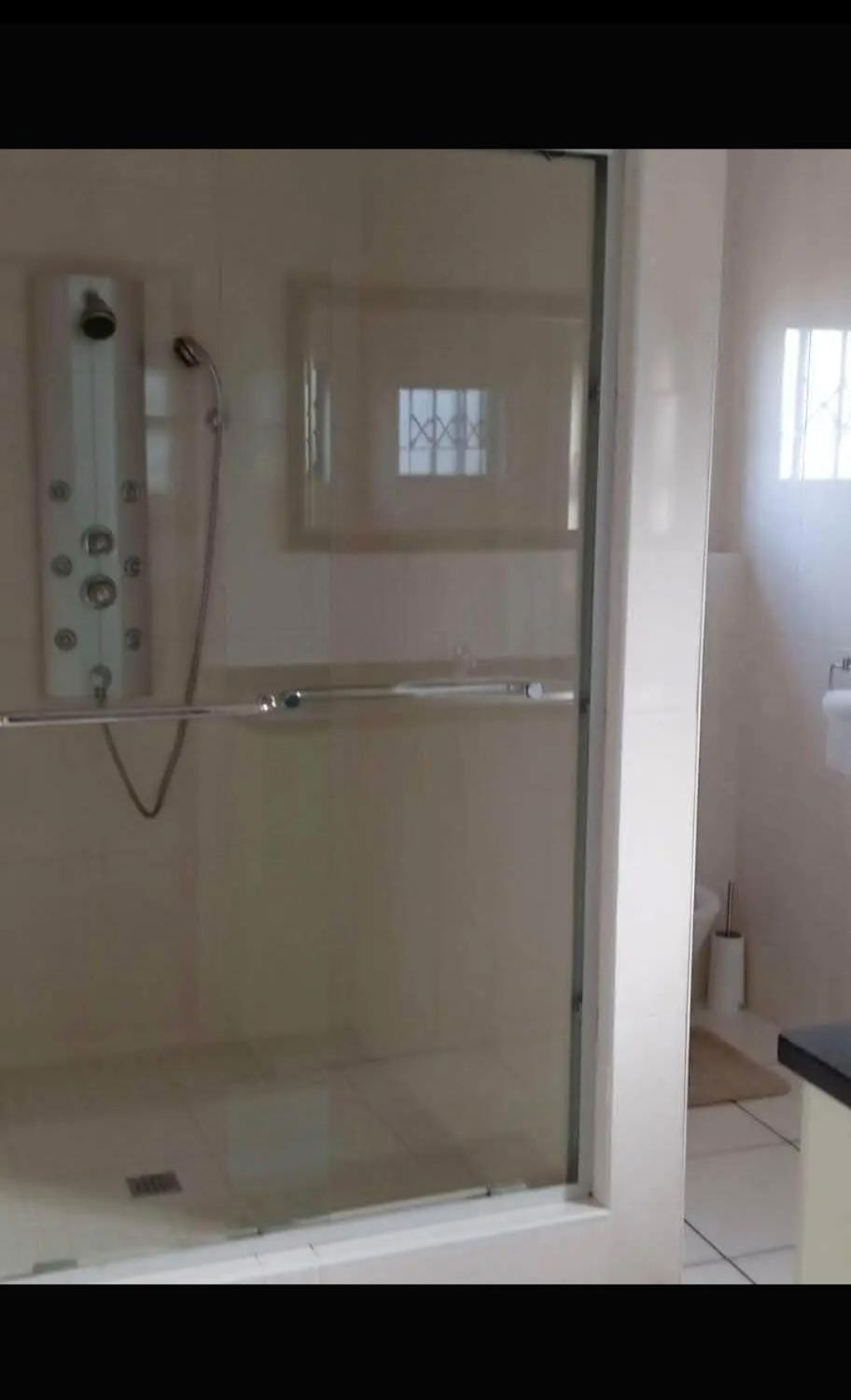 Beaumont Holiday House Apartment in Margate
