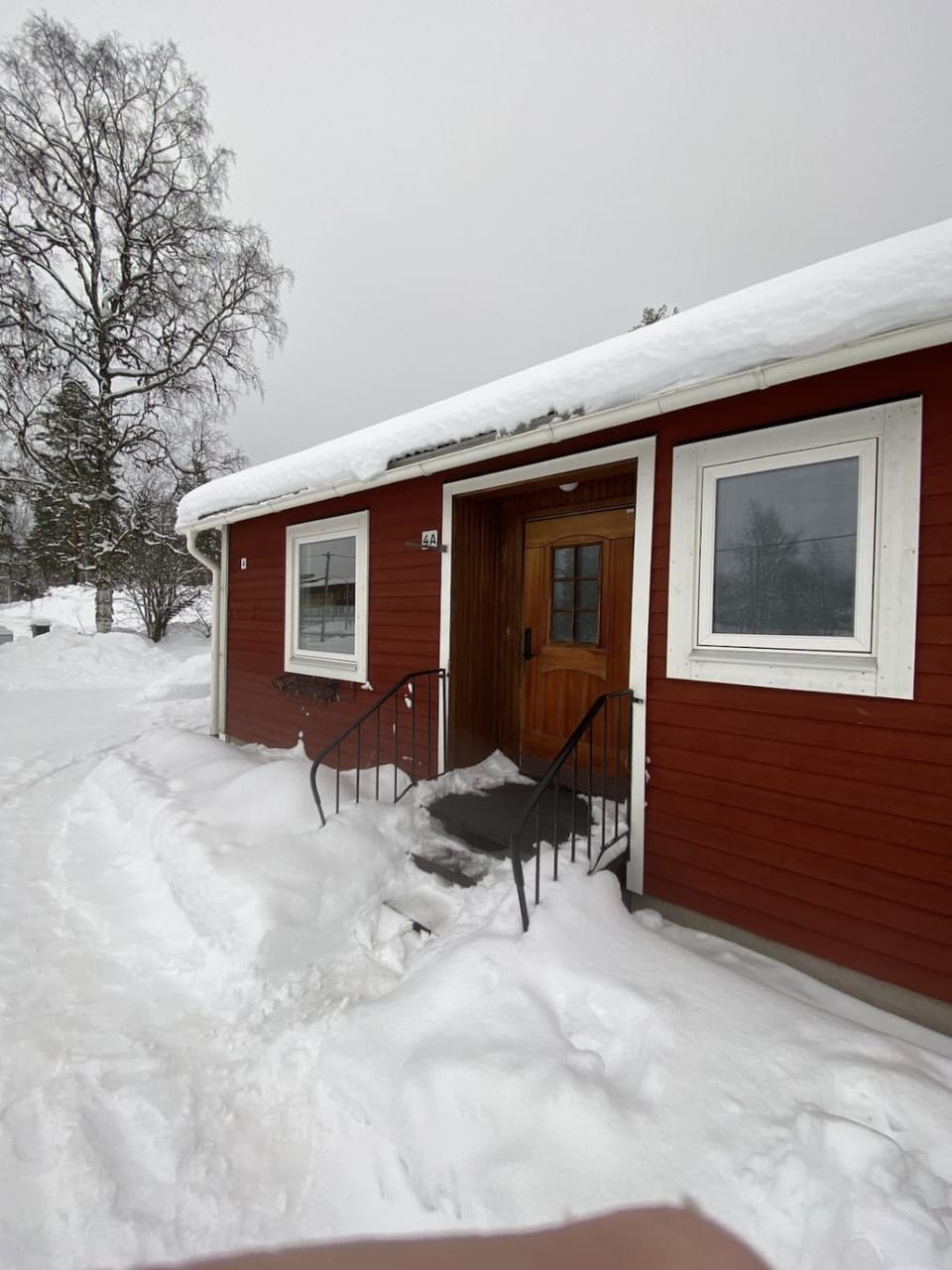 Property building, Day, Winter