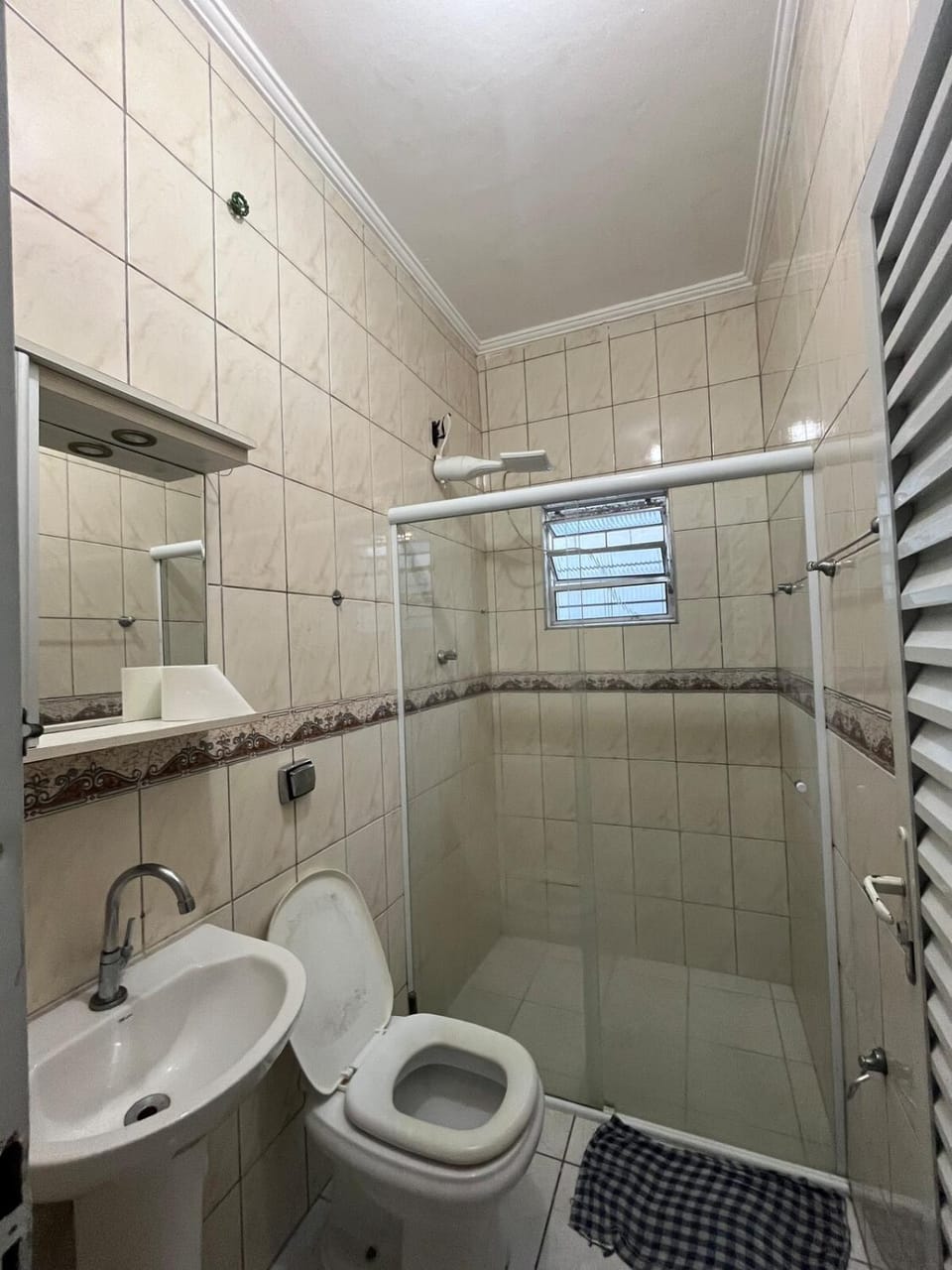 Casa com Piscina Privativa e Churrasqueira PG House in State of São Paulo
