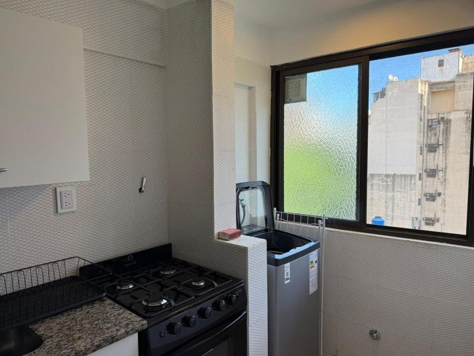 Dpto Cómodo y Cálido a metros del Hospital Italiano Apartment in Buenos Aires