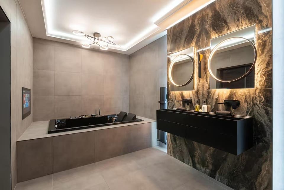 Bathroom, Bath