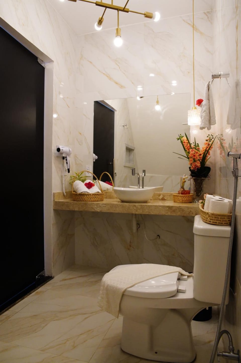 Shower, Bathroom, towels