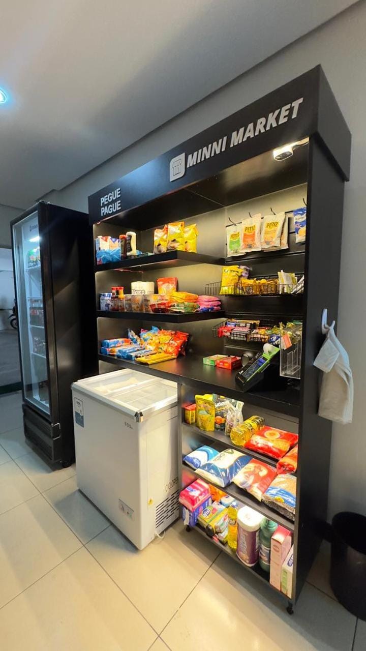 Supermarket/grocery shop