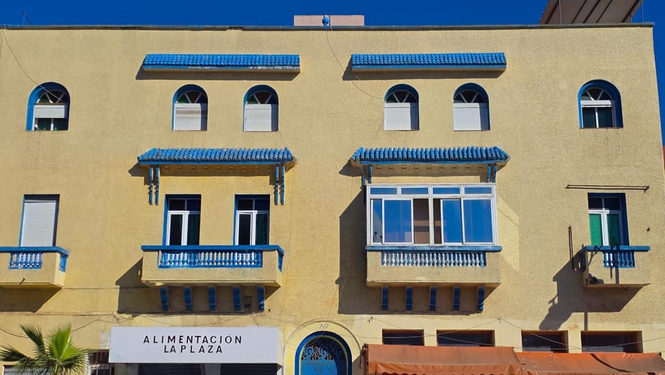 Property building, Facade/entrance