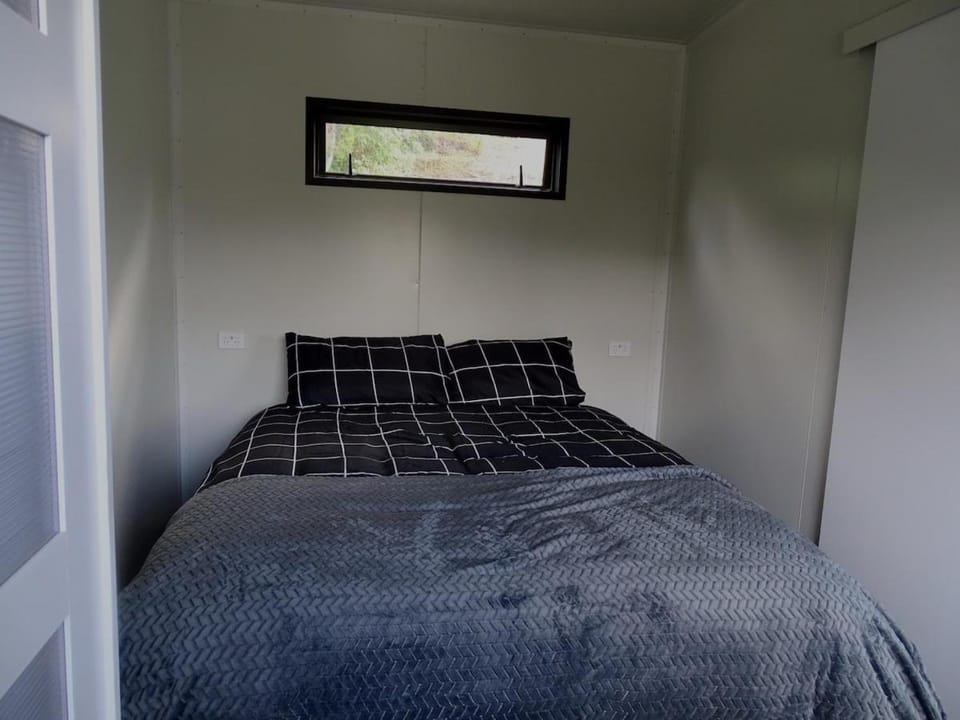 Beach Retreat Cafes & Music House in Wellington Region