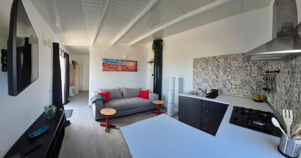 Cozy House with Terrace and beautiful ocean views House in Abona