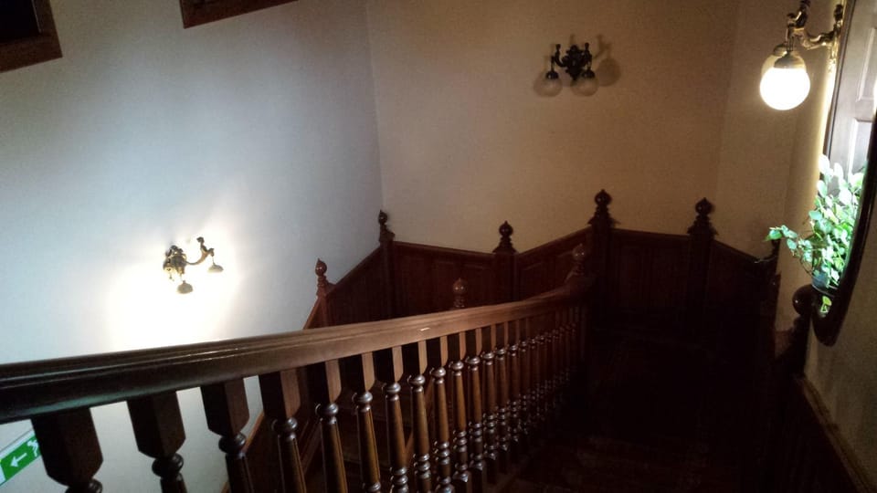 Day, Decorative detail