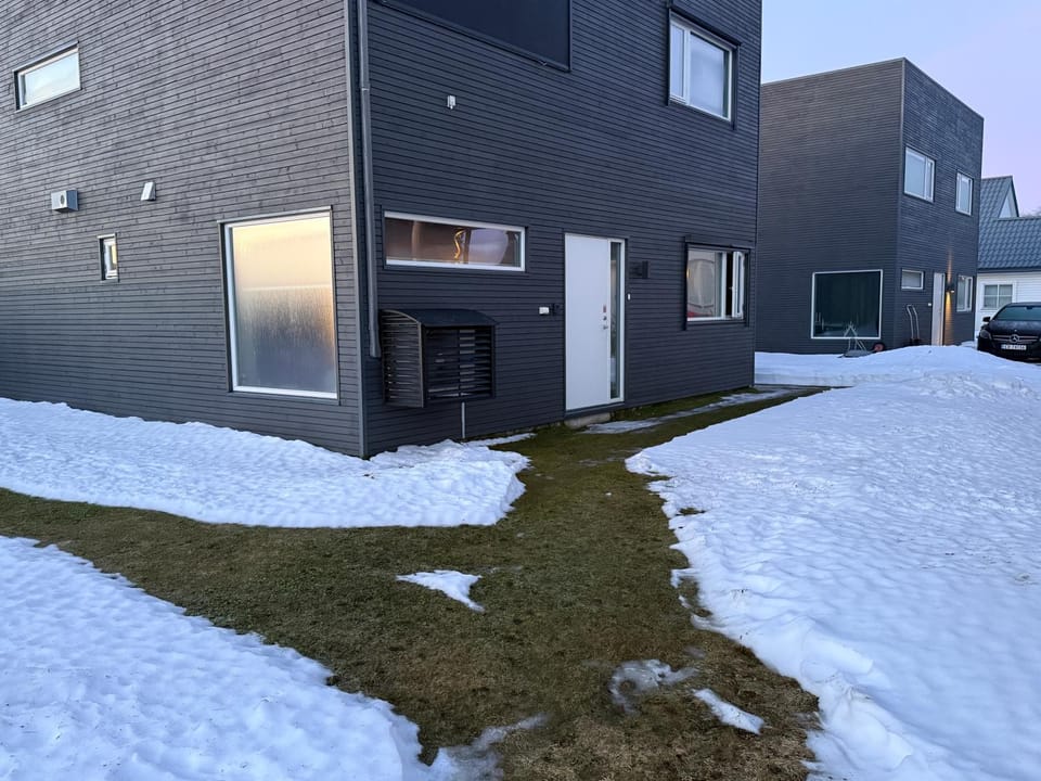 Modern apartment by Telegrafbukta Apartment in Tromso