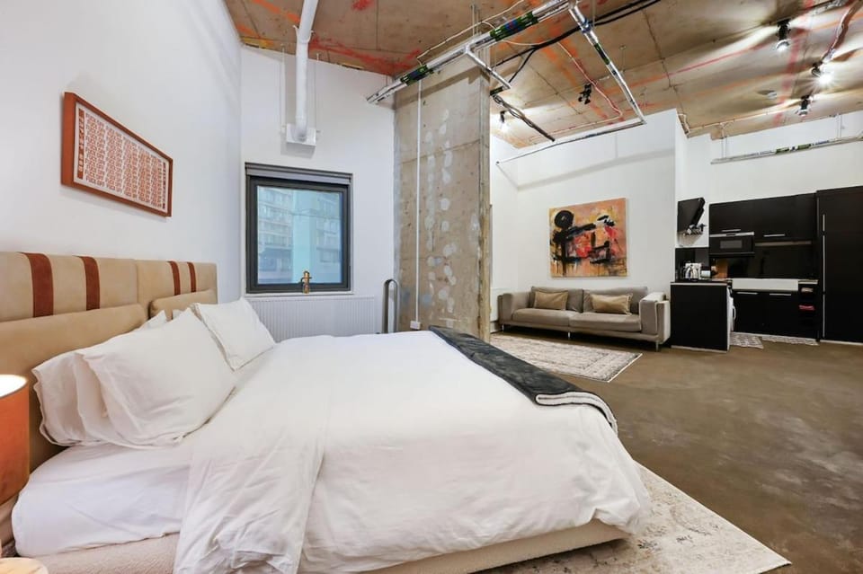 Industrial Chic 1BR Loft Near Paddington Basin Apartment in City of Westminster
