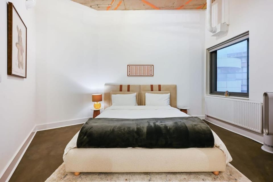 Industrial Chic 1BR Loft Near Paddington Basin Apartment in City of Westminster