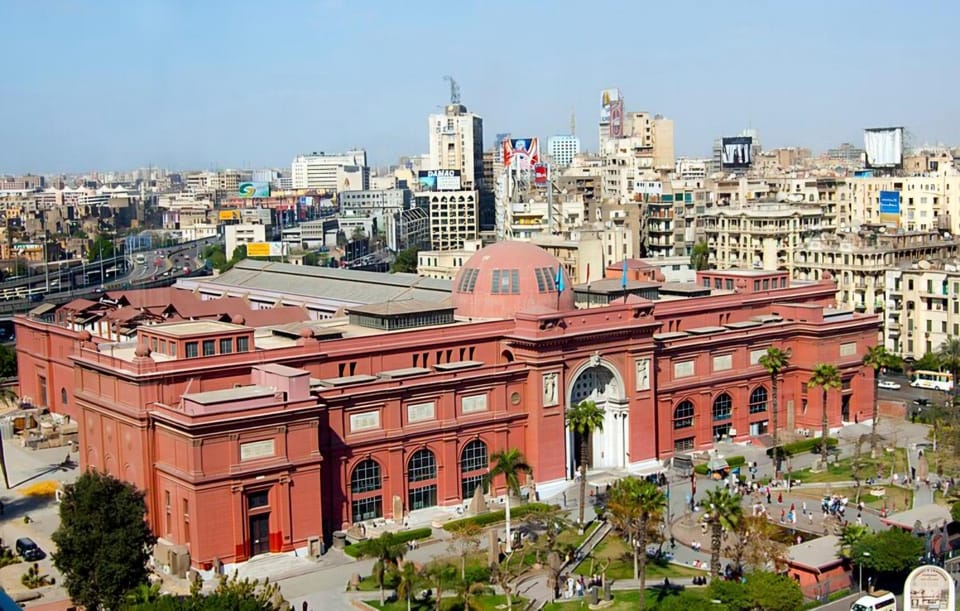 Classic Apartment Near the Nile, Downtown Cairo Apartment in Cairo