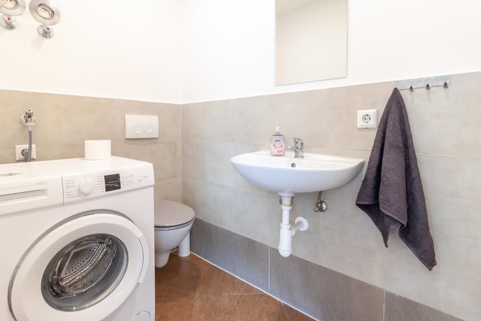 nJoy! Business Apartment Oberboihingen - Balkon Apartment in Baden-Württemberg