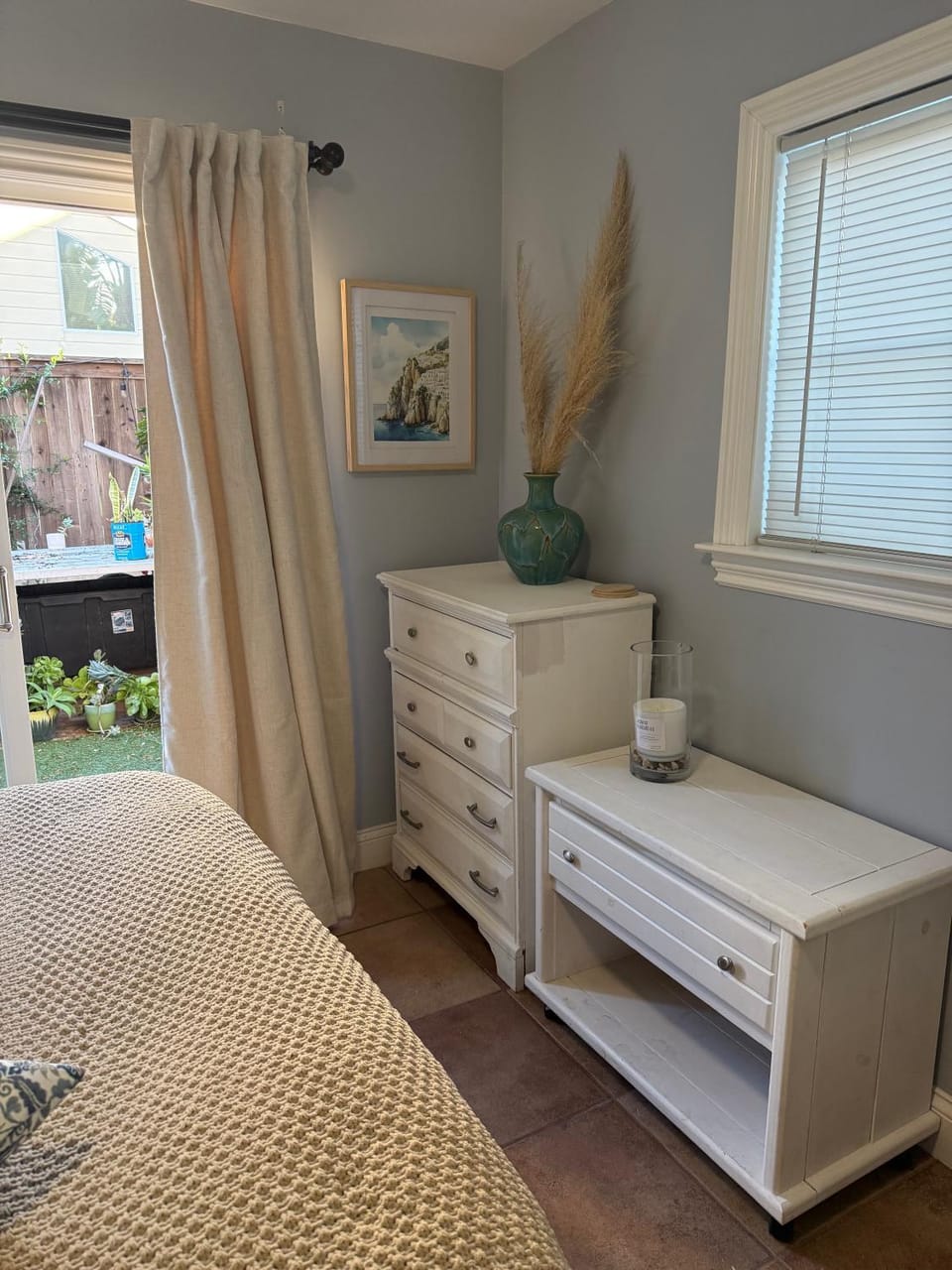 Bedroom, furniture