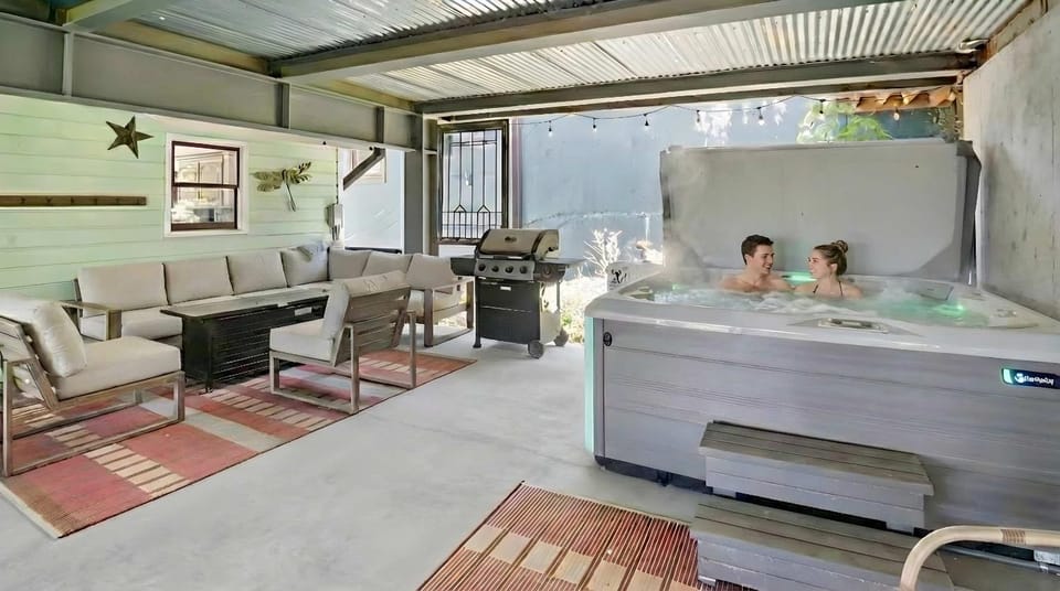 Summit Home Multi-level with PC Views Ski Trail House in Park City