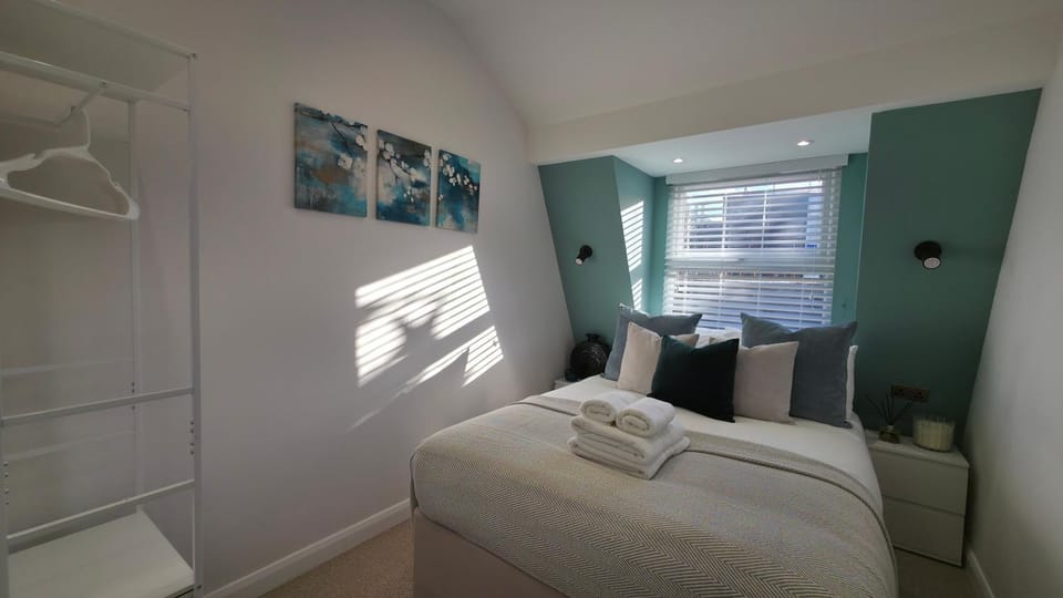 Premium 4 bedroom with Balcony near Central London Apartment in London Borough of Hackney