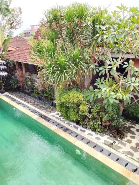 Wooden Cabin In Jimbaran - Marigold Suite Cabin in Kuta Selatan