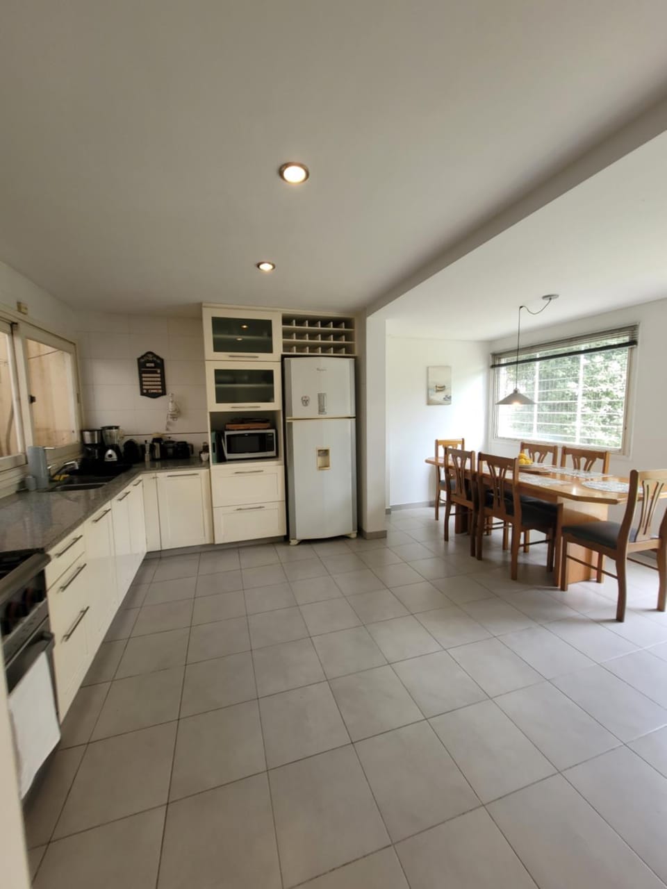 Kitchen or kitchenette, dishwasher, oven, toaster