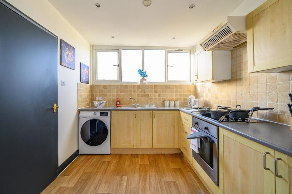 14GH* For your relaxed and Cosy stay with Free Apartment in Leeds