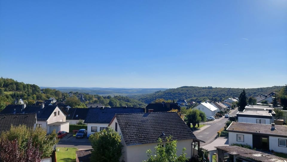 Neighbourhood, Natural landscape, Balcony/Terrace, Mountain view
