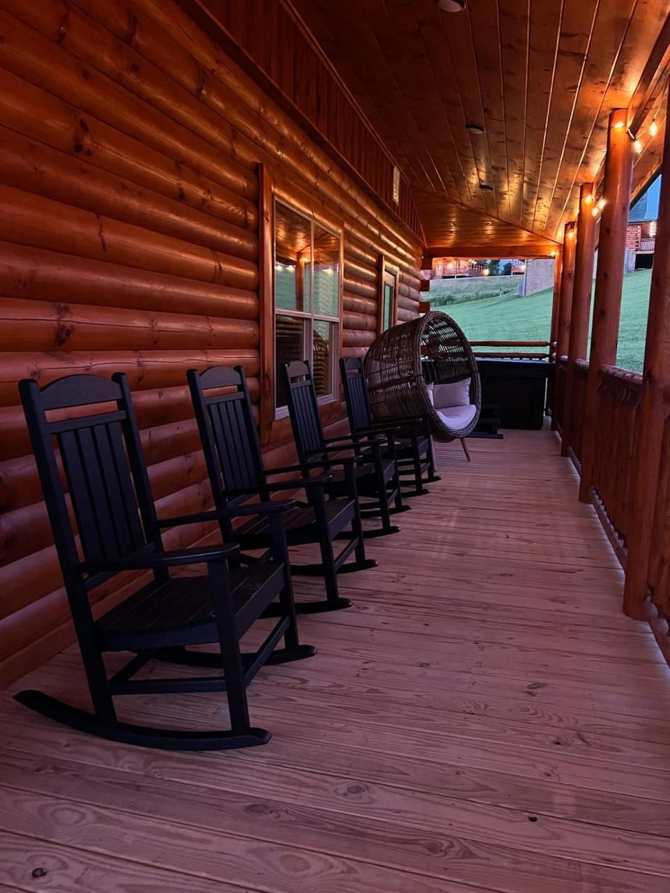 Luxe Cabin Pool Hot Tub Games Cabin in Pigeon Forge