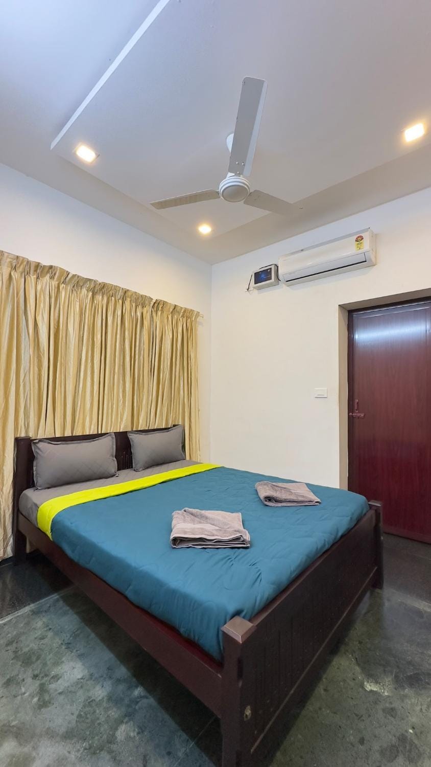 The Beach Manor 3BHK by Halcyon Traveltech Villa in Thiruvananthapuram
