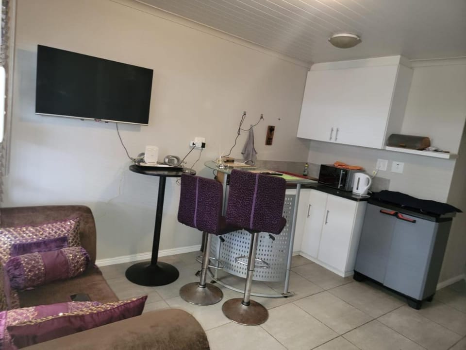 Olly's Olive Guest House Apartment in Western Cape