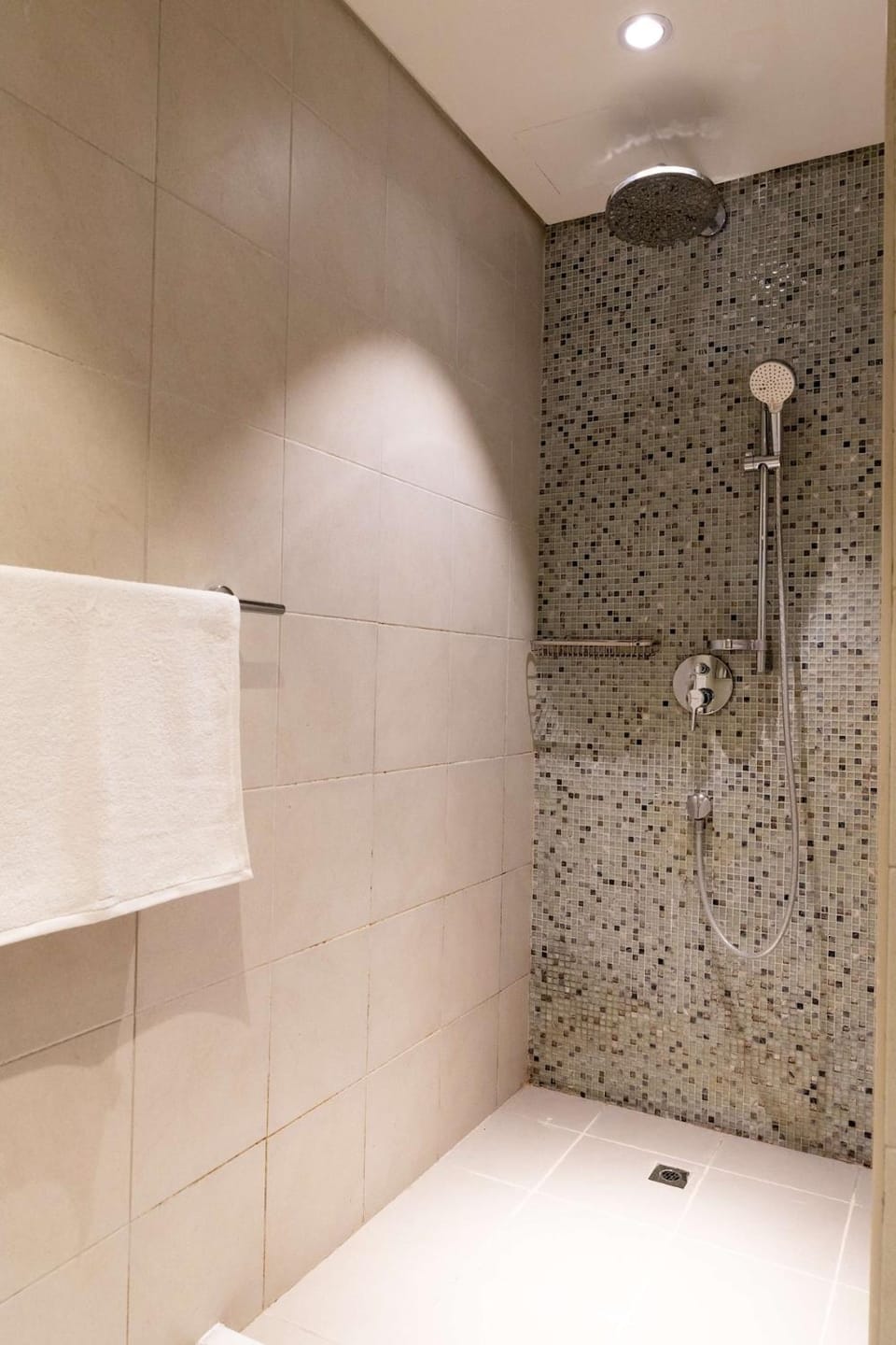 Roam Inns Unique Studio Al Bandar 2 Apartment in Abu Dhabi