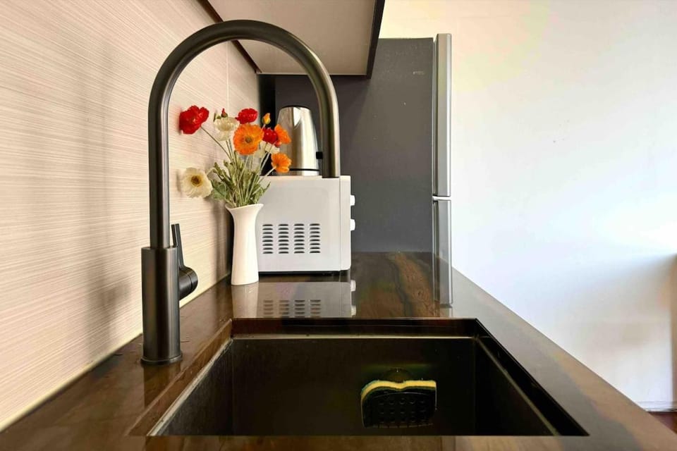 Peaceful 2 BR APT & Cityview Close to Iconic Sites Apartment in Seoul