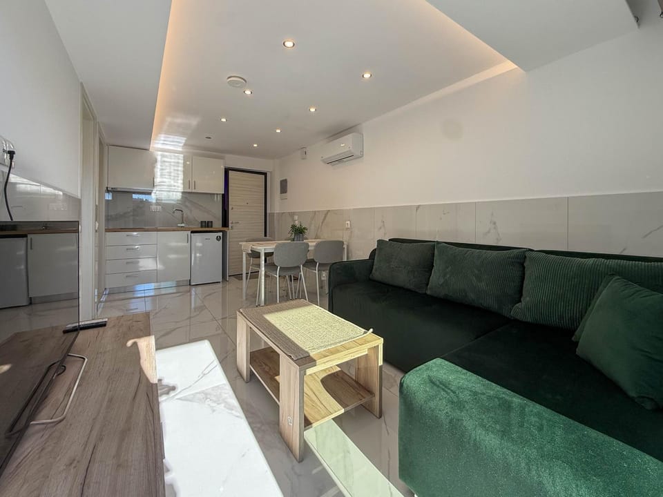 TV and multimedia, Living room, kitchen