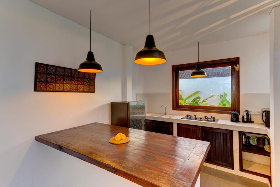 Kitchen or kitchenette, Communal kitchen, kitchen