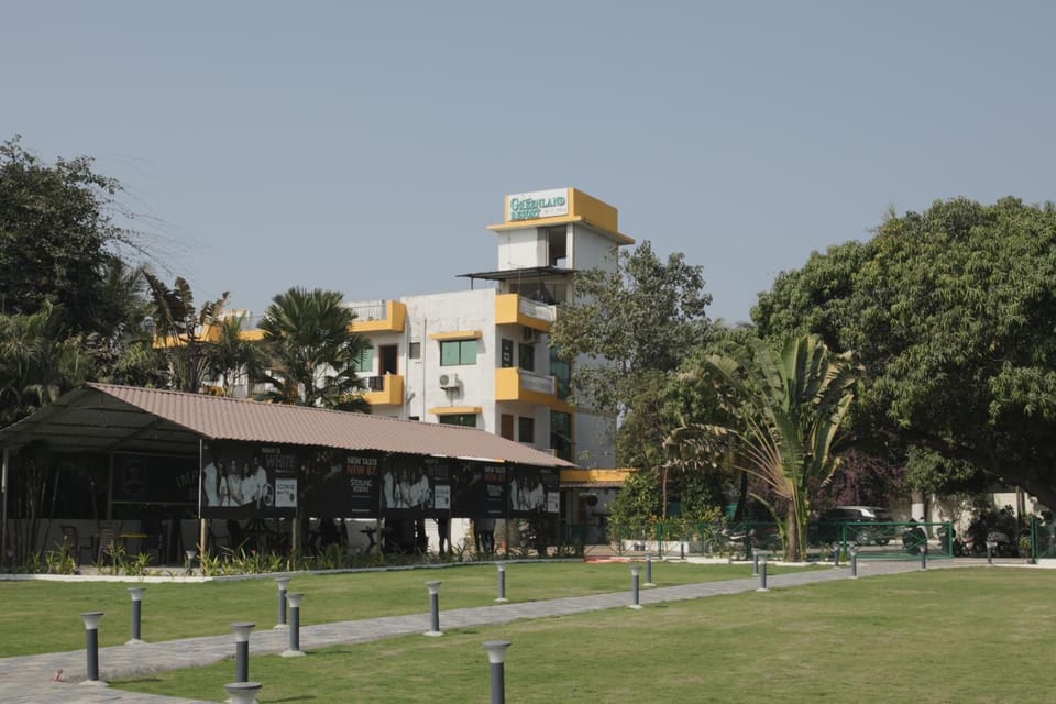 Property building, Garden view