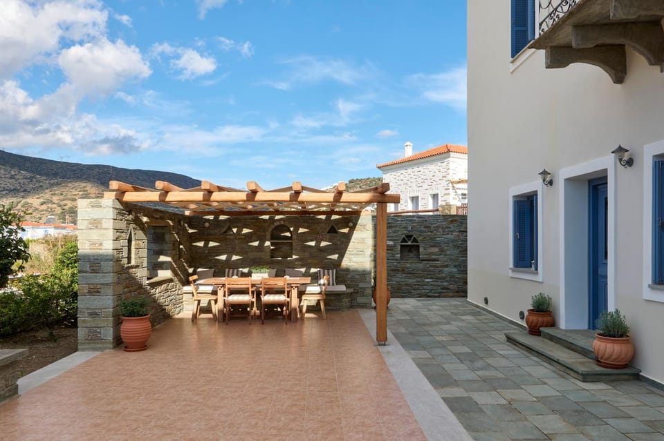 Alaia Boutique houses Country House in Decentralized Administration of the Aegean