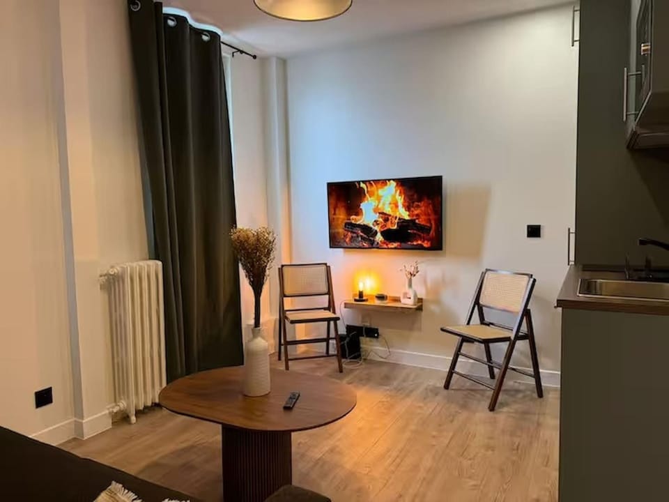 comfortable in Boulogne ideal location Apartment in Issy-les-Moulineaux