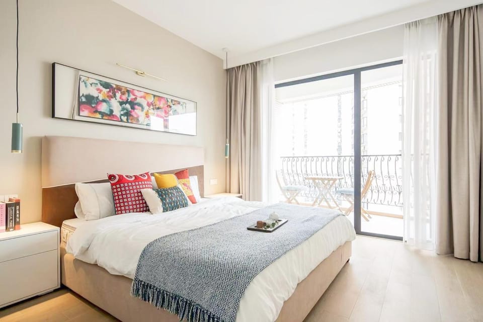 Pulse Manor - near the Bund Apartment in Shanghai